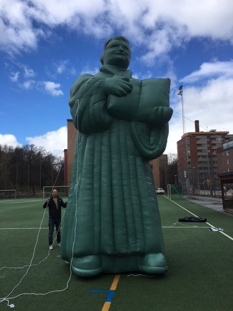6M hög Martin Luther King!