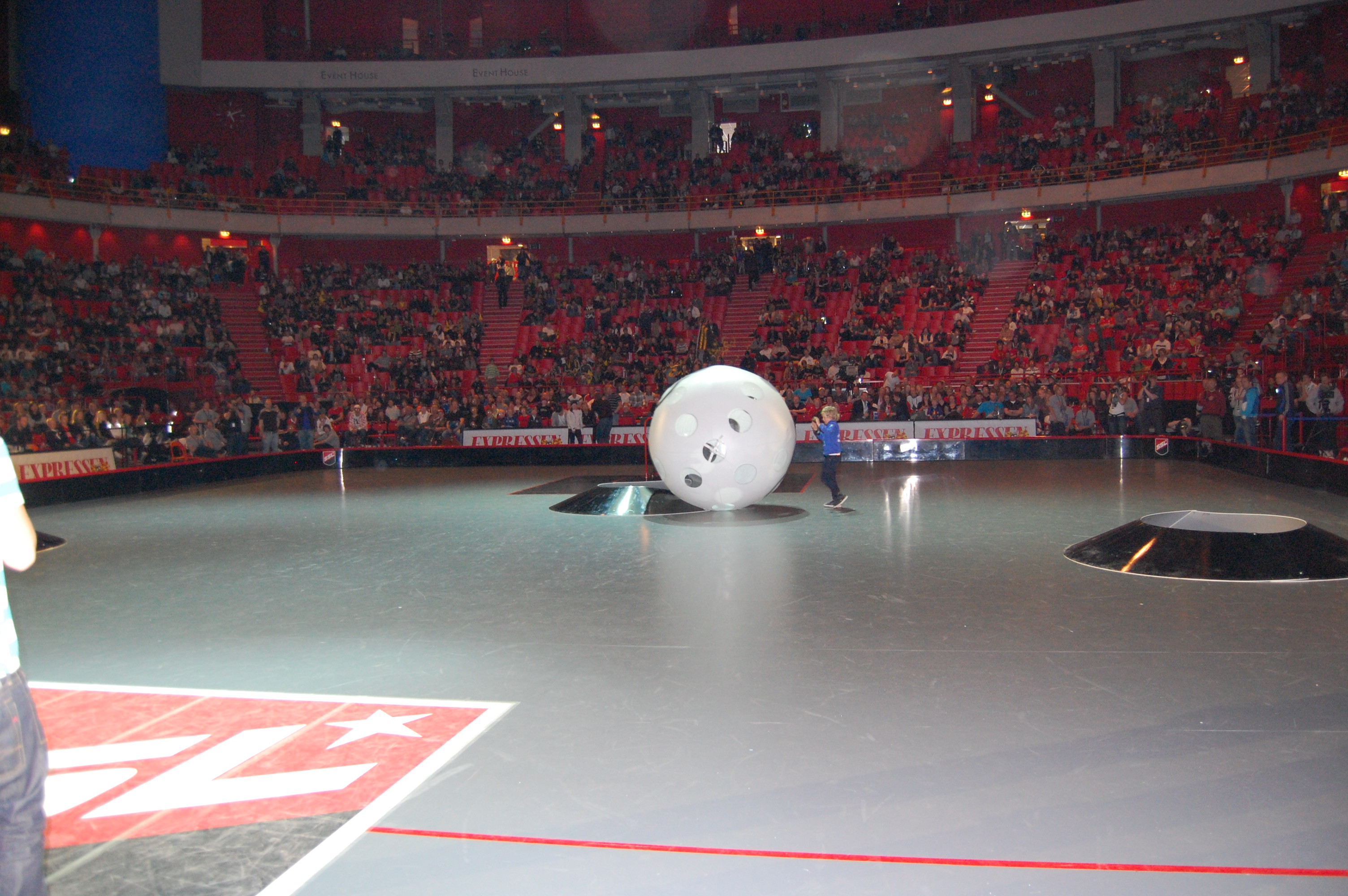 Innebandyboll i Globen 6